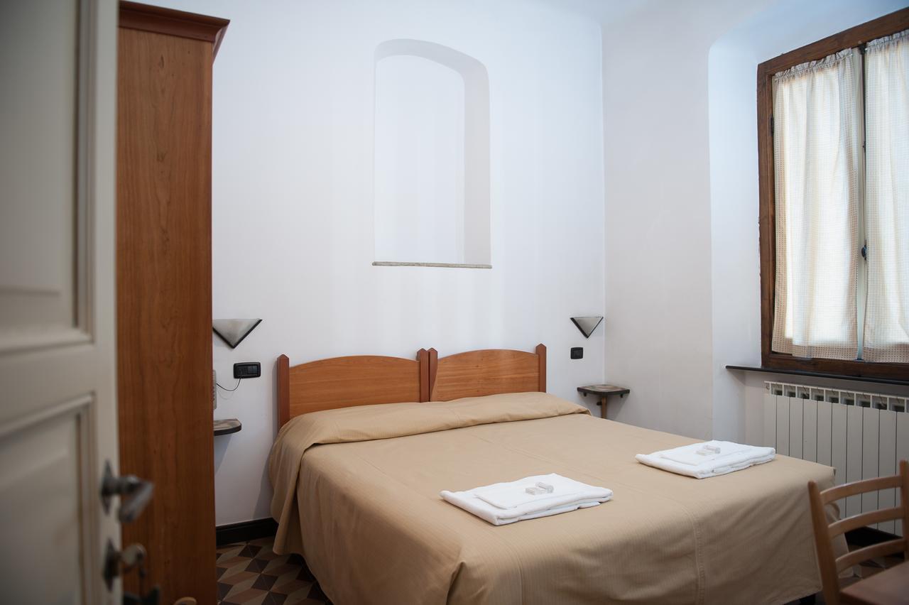 Albergo Vittoria Busalla Kültér fotó